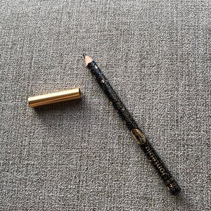 Black glitter eyeliner